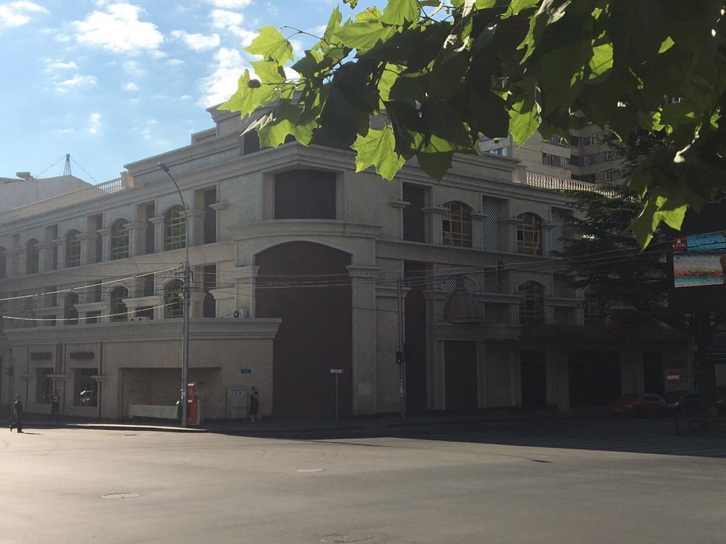 City Center Appartment At The Zhvania Square Tbilisi ภายนอก รูปภาพ